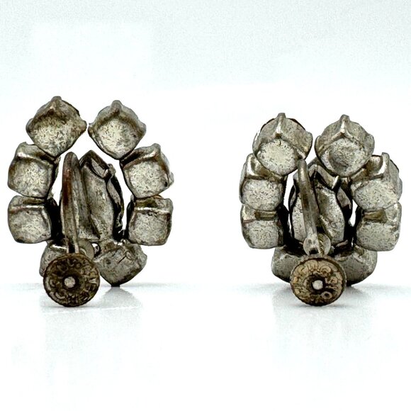 Czechoslovakia Rhinestone Silvertone Screw Back Earrings Vintage 3/4" - Picture 5 of 6